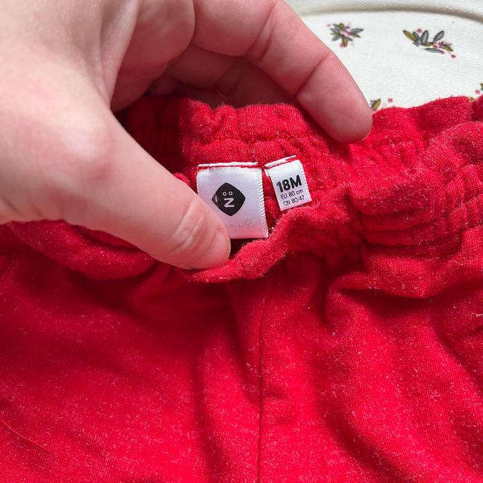 Short rouge 18 mois Z - photo numéro 3