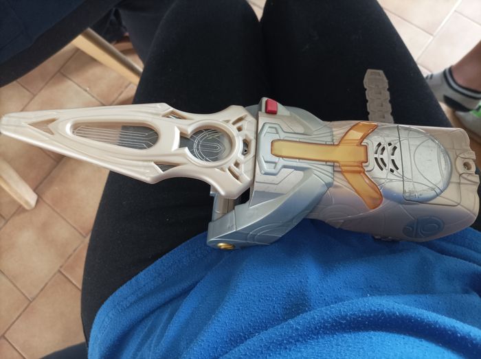 Gant cosmique hasbro The Eternals interactif