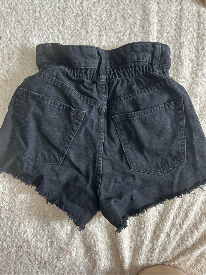 Short en jean noir taille haute Bershka - photo numéro 2