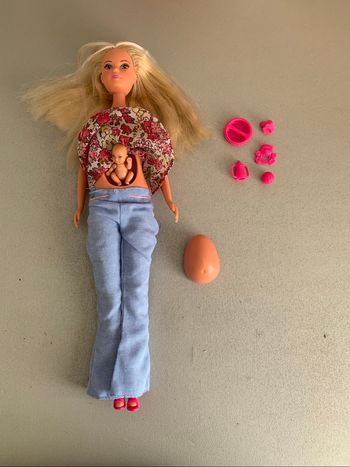 Barbie enceinte Simba