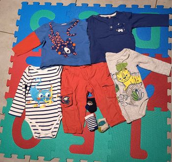 Lot vêtements Du pareil . . . au même 18 mois