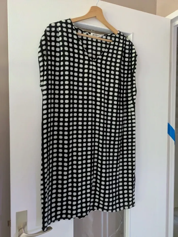 Magnifique haut tunique femme noire et blanche B. Copine taille M/L