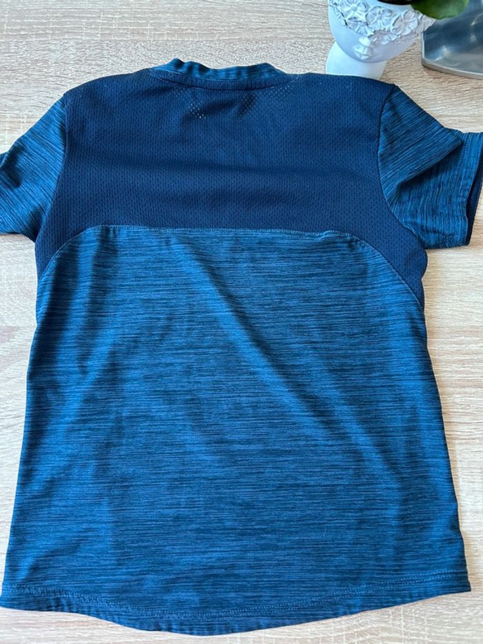 T shirt bleu décathlon 5/6 ans - photo numéro 6