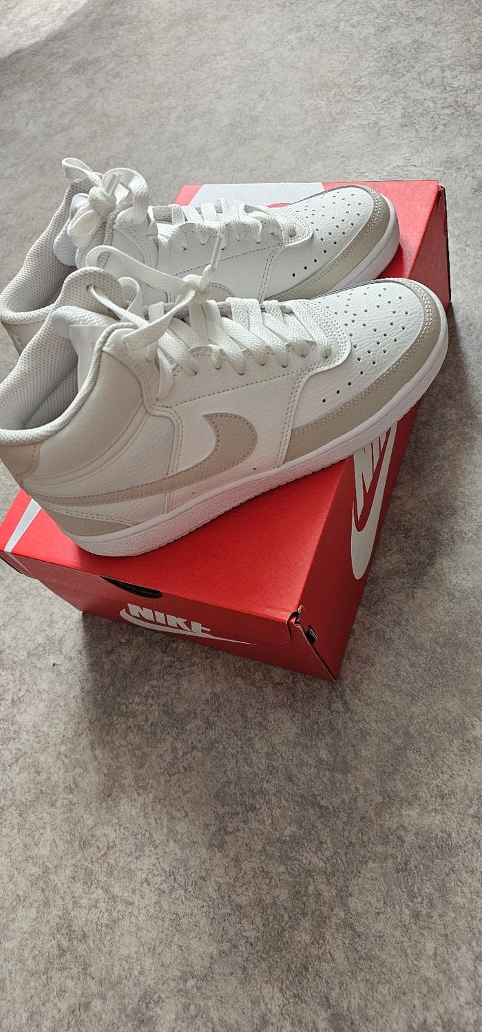 Superbe Basket montantes Nike Neuf