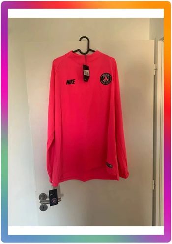 Survêtement rose PSG Paris xxl NEUF jamais porté avec étiquettes