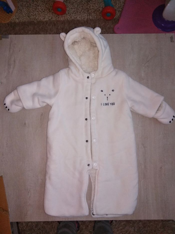 Combinaison kiabi, taille 6 mois