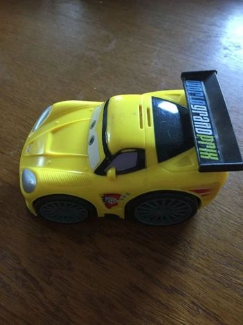 Voiture jaune Cars 2 Disney