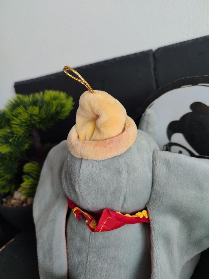 Doudou Dumbo Éléphant Disney Assis Plume Noir Gris Collerette Éléphant Bonnet - photo numéro 4