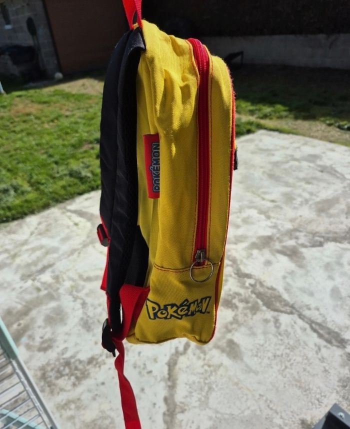 Sac a dos Pikachu - photo numéro 4