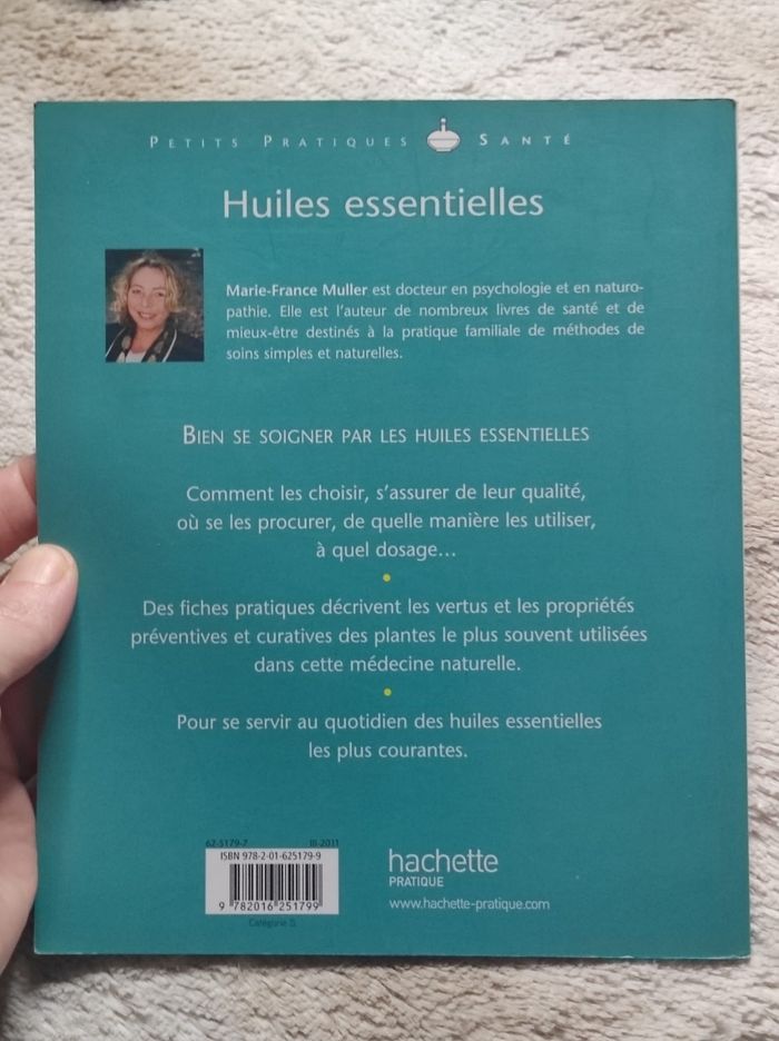 Livre huiles essentielles - photo numéro 2