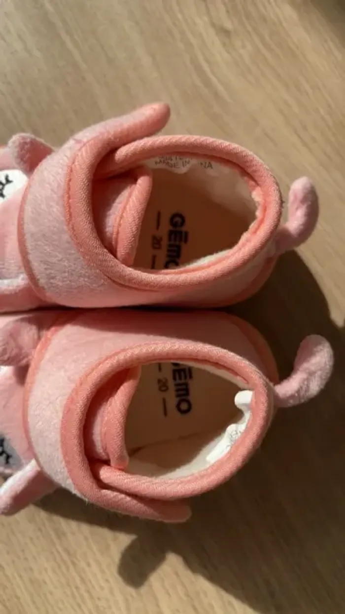 Chaussons Gemo taille 20 - photo numéro 2