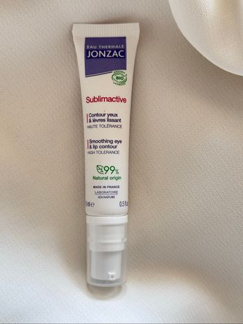 Contour yeux et lèvres Jonzac