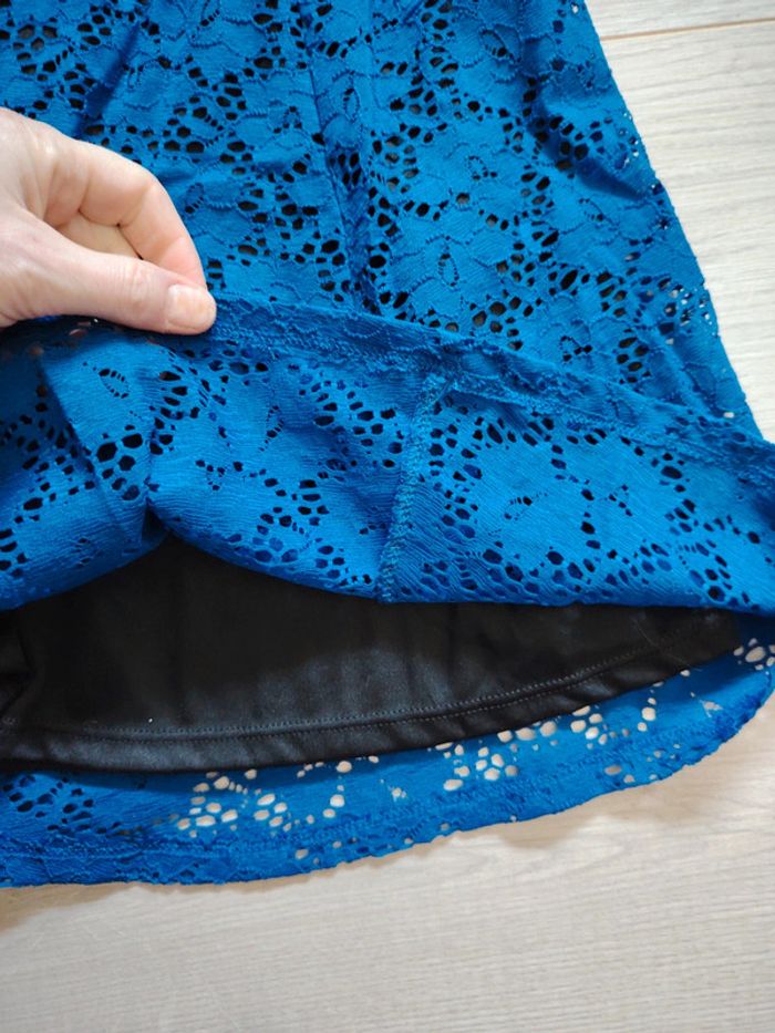 Robe courte. Taille 38. - photo numéro 4