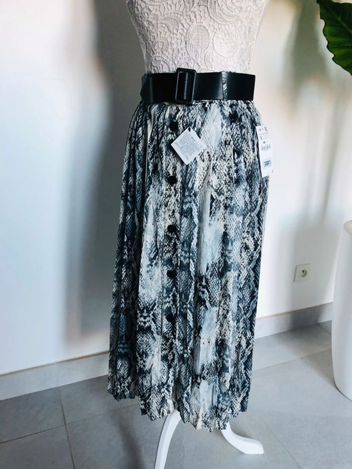 Jupe Zara neuve taille S - photo numéro 5