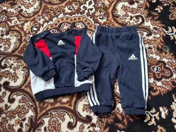 Ensemble adidas