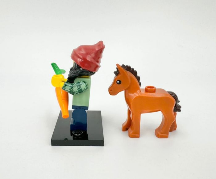 Lego Figurines Série 22 (Réf. 71032) : nº5, Le Cheval et la Palefrenière - NEUF - photo numéro 4