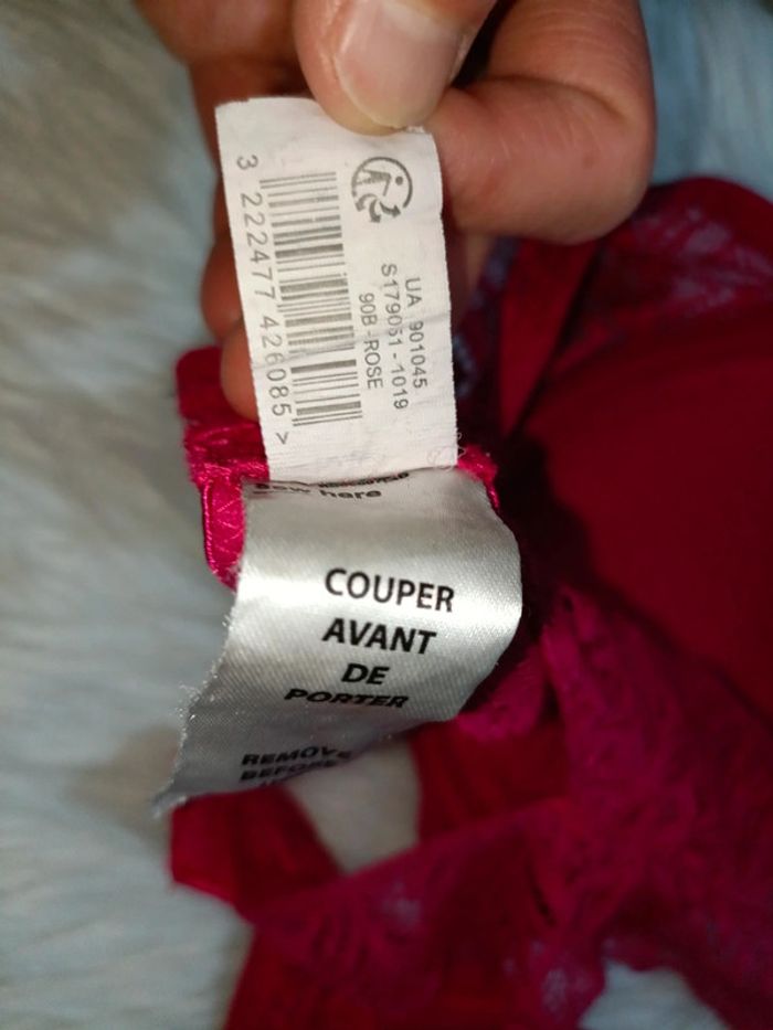 Soutien-gorge Bonzini 90B – Rose fuchsia dentelle - photo numéro 4