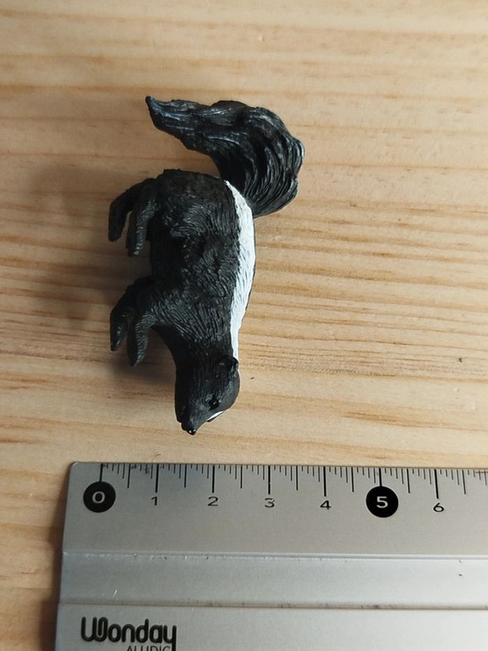 Mojo moufette Figurine Animal de la forêt - photo numéro 5