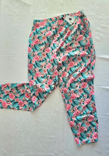 Pantalon fluide fleuri