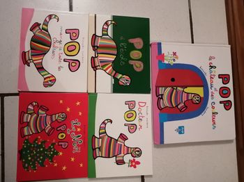Lot de livres pop le dinausore