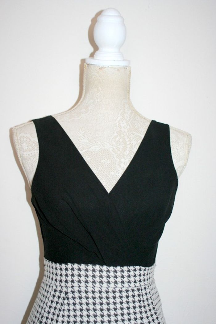 Robe moulante taille S - photo numéro 2