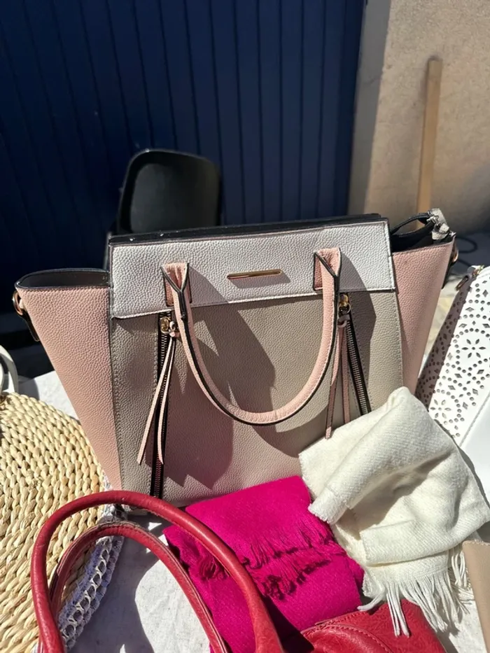 Lot revendeur de sac à main - photo numéro 2