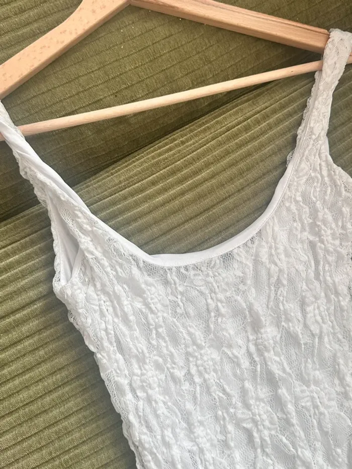 Robe Bershka blanche - photo numéro 4