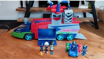 Camion pyjamasques et personnages