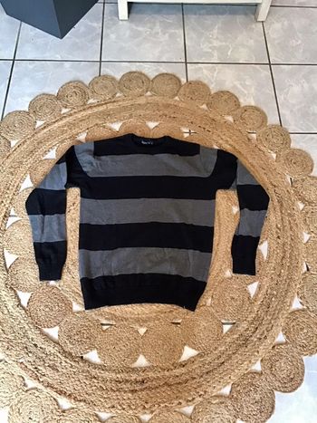 Pull taille 12 ans de coloris noir et gris In extenso