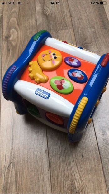 Cube musical Chicco