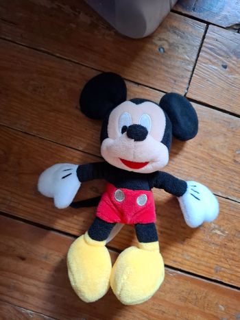 Peluche mickey