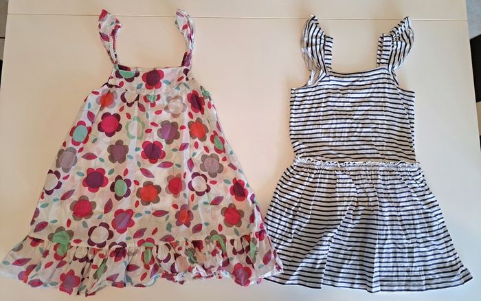 Lot de 2 robes été 4 ans TBE - photo numéro 2