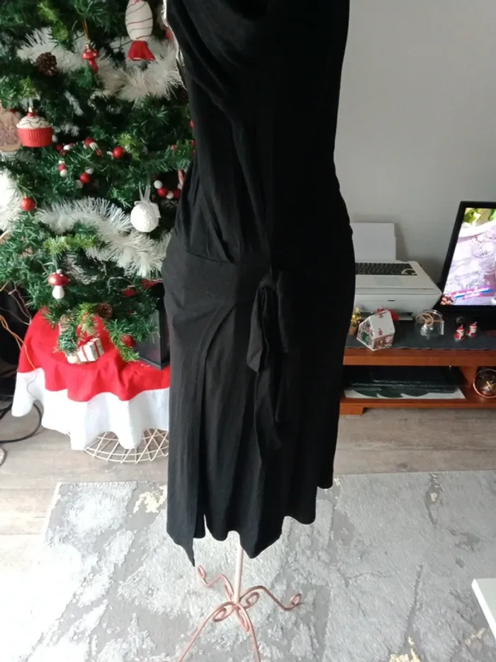 Robe noir - photo numéro 4