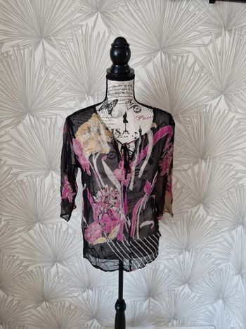 Joli haut transparent taille 40/42