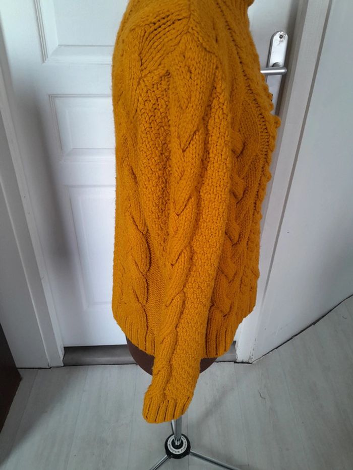 Superbe pull naf naf moutarde - photo numéro 3