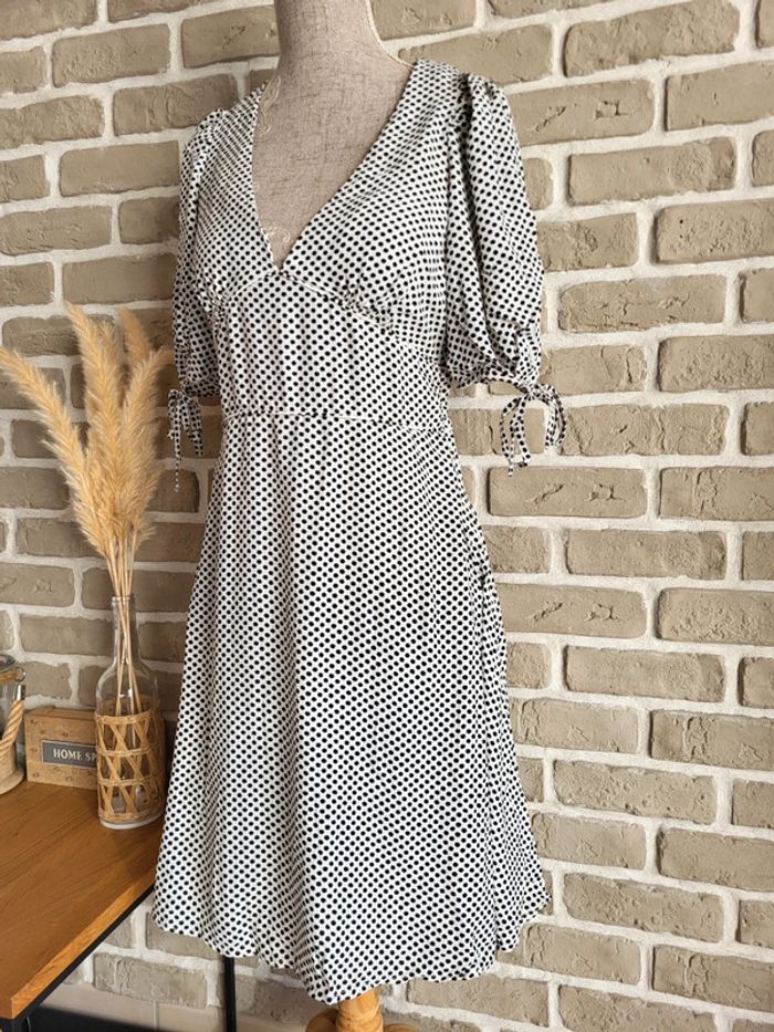 Robe blanche à pois noir H&M neuve - photo numéro 4