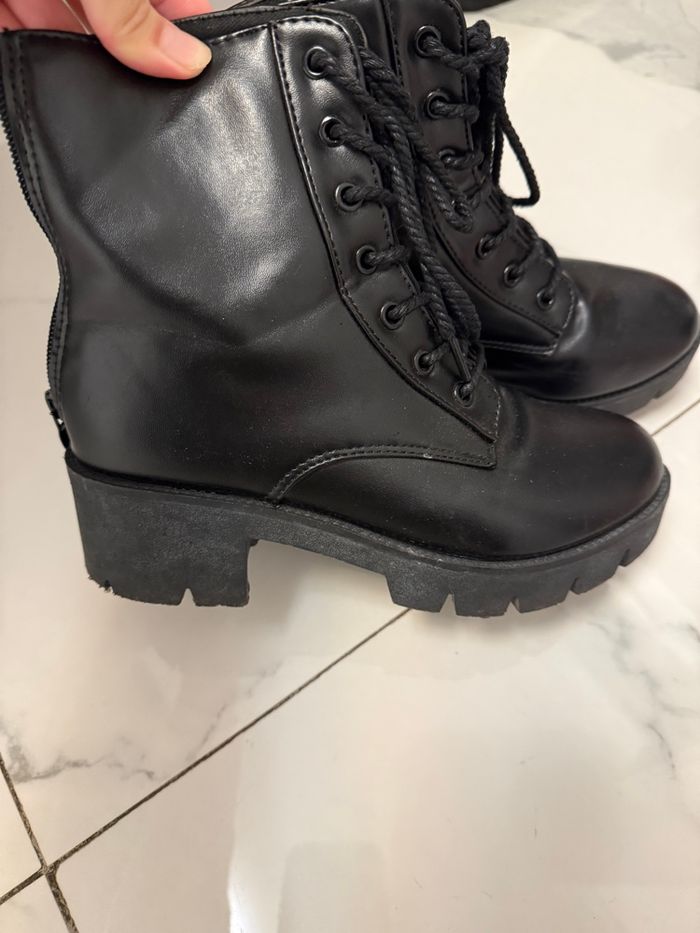 Bottines à lacet noires - photo numéro 2