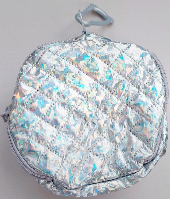 Poupée Na Na Na surprise avec leur petit sac - photo numéro 6