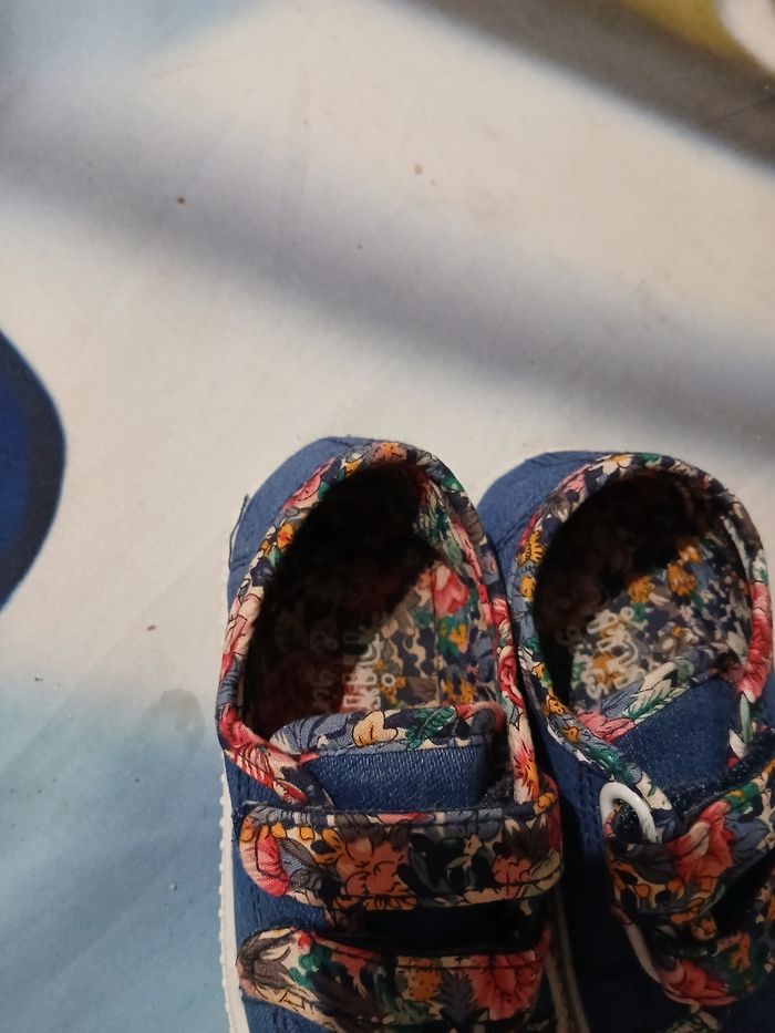 Chaussures bébé fille a scratch - photo numéro 2