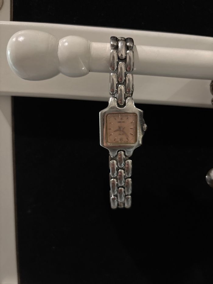 Montre seiko vivace cadrant rose