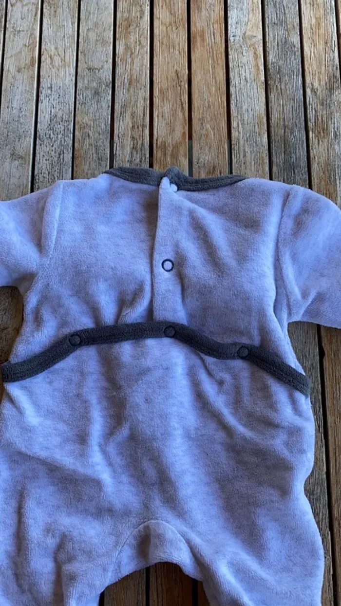 Pyjama en velours - naissance - photo numéro 2