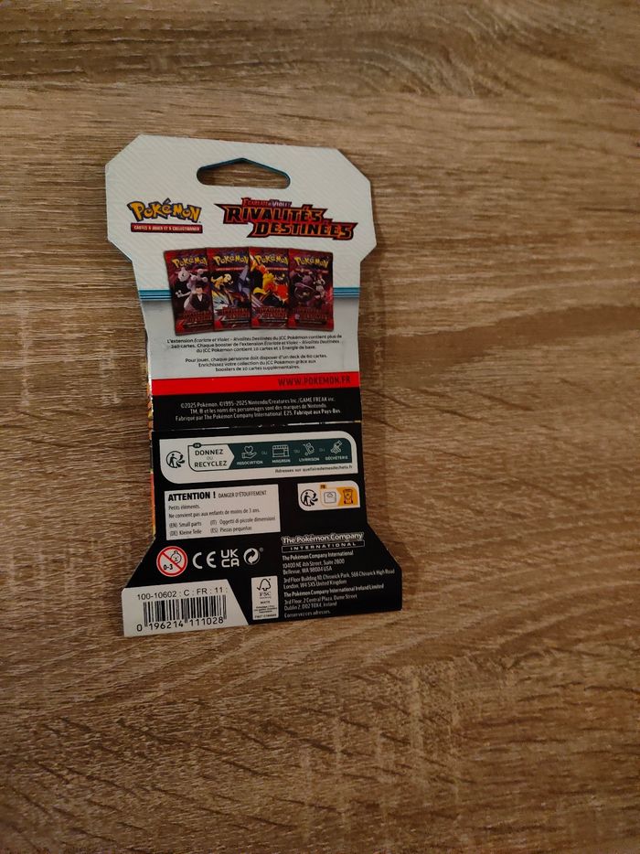 Booster Pokemon Rivalités Destinées EV10 - photo numéro 2