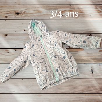 Veste de randonnée imperméable