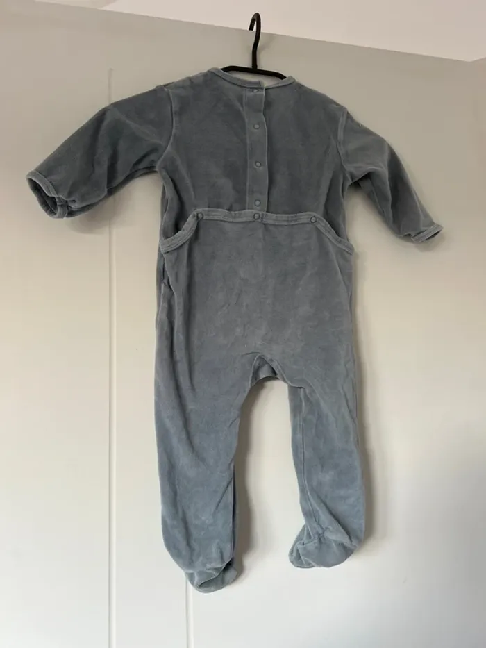 Pyjama 18 mois 👶 - photo numéro 2