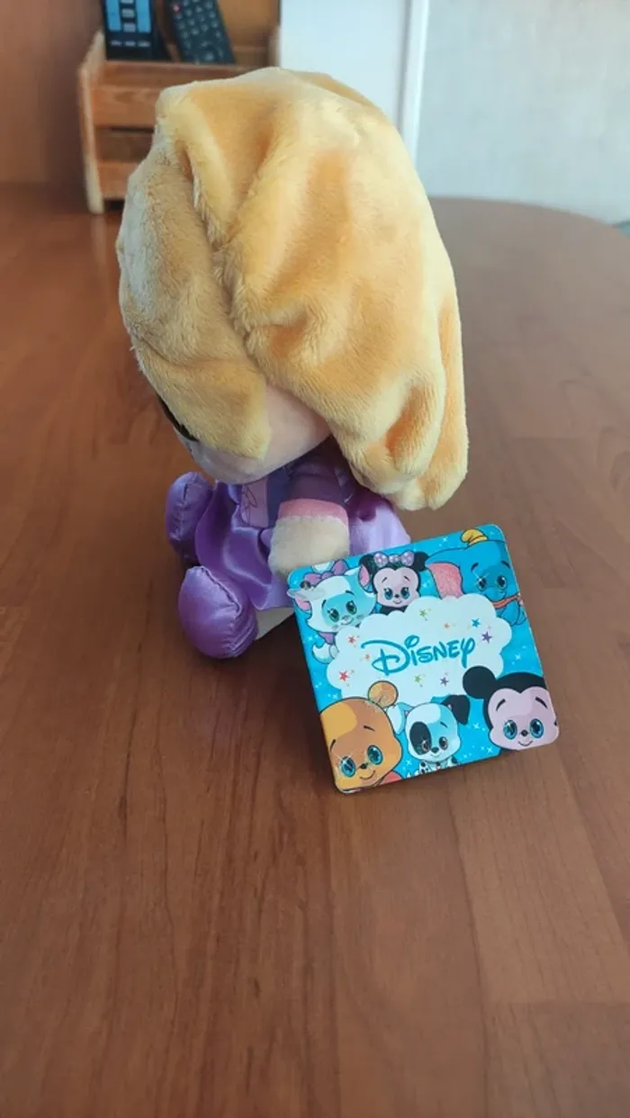 Peluche Disney Raiponce glitzie neuve - photo numéro 4