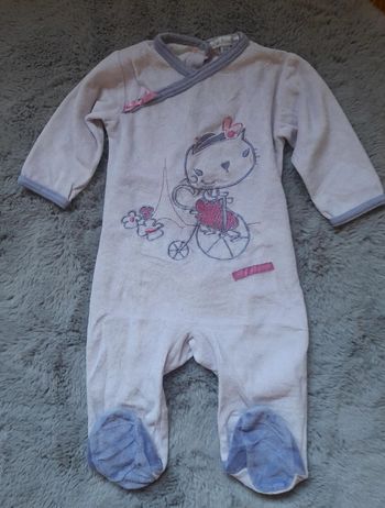 Pyjama une pièce fille 9mois