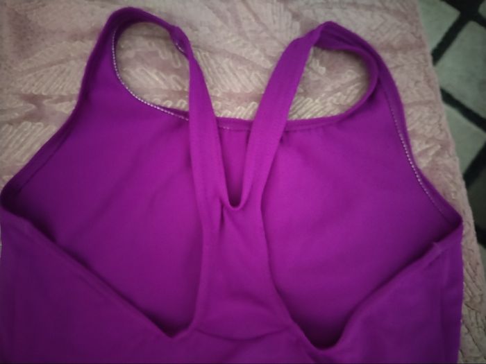 Maillot de bain piscine violet "Nabaiji" 10/11 ans neuf - photo numéro 4