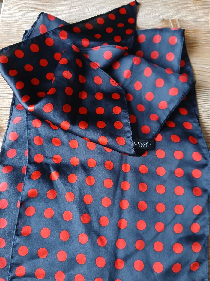 Foulard Caroll - photo numéro 2