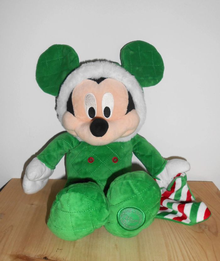 Peluche Mickey baby vert