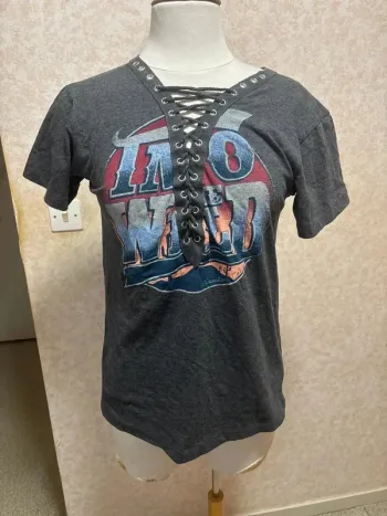 T shirt taille 34 marque ardene